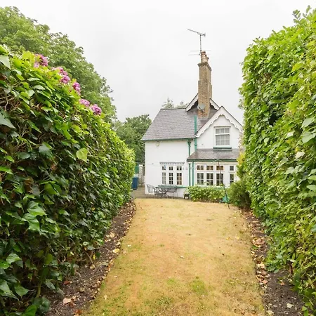 Unique Country Cottage Nr Nature Reserve Sleeps 4 London Exterior photo
